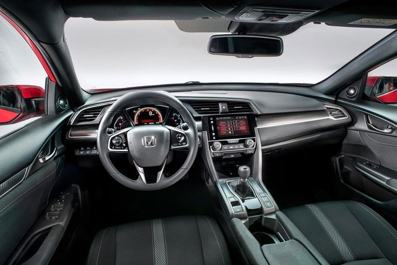 Honda Civic X interiér