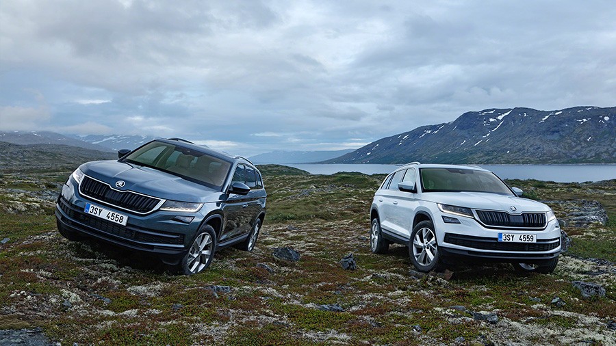 Dva vozy Škoda Kodiaq