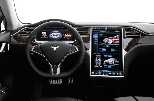 Tesla Model S interiér