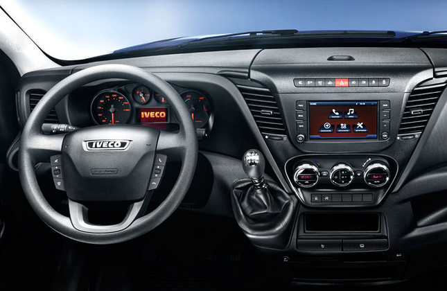 Interiér Iveco Daily se systémem IVECONNECT