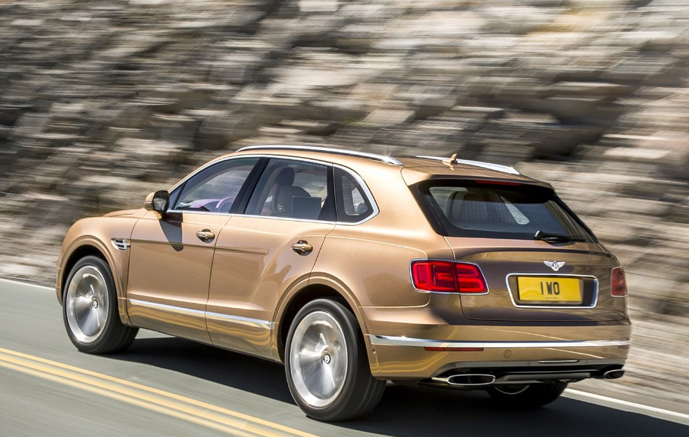Bentley Bentayga 2